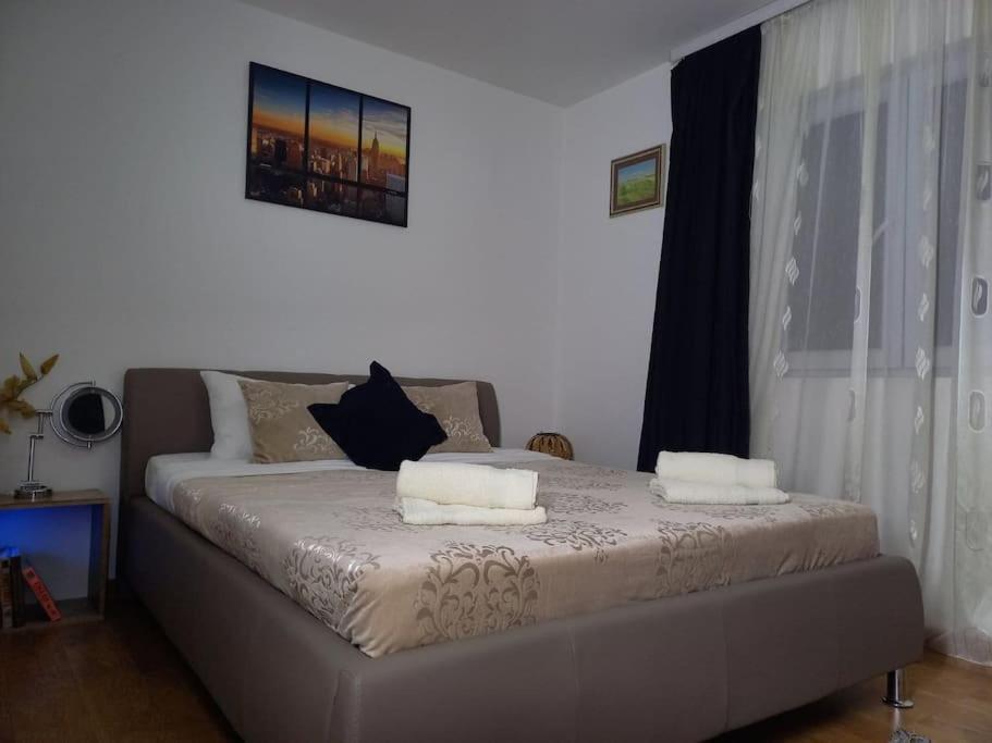 2Br Airport Accommodation W/Free Private Parking Ledine Exterior photo